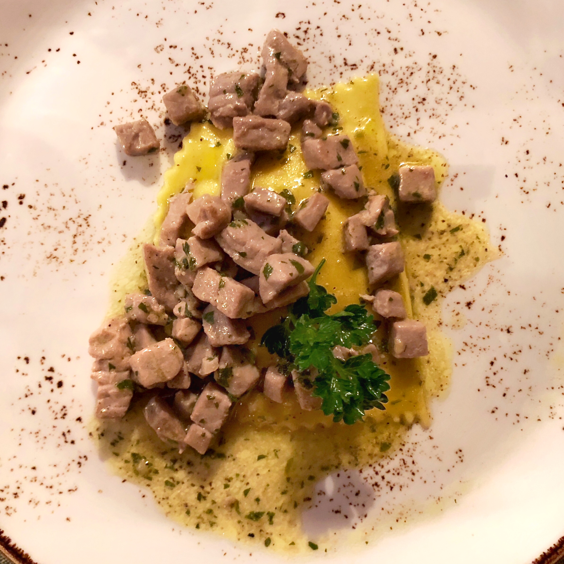 Ravioli ricotta e limone al tonno