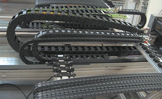 Measuring System Cable Chainflex Igus Igus - Dark Picture Collection - Full HD Quality