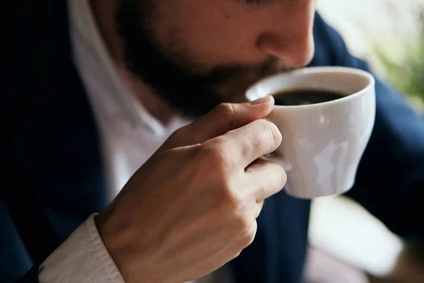 Wajib Tahu, 5 Manfaat Minum Kopi Pahit Untuk Kesehatan Kamu