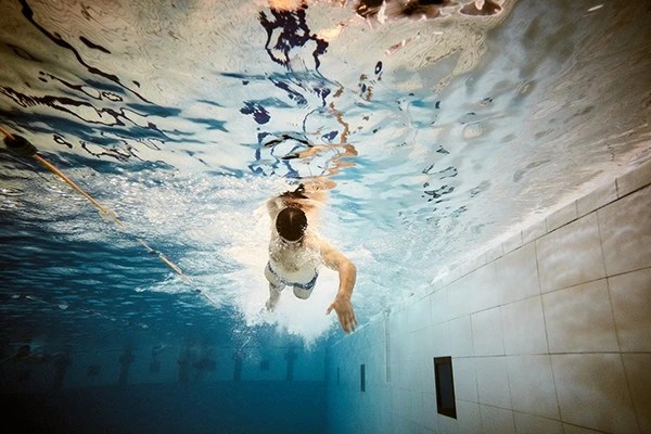 Baik Untuk Kesehatan, Ini 7 Manfaat Olahraga Renang yang Rutin