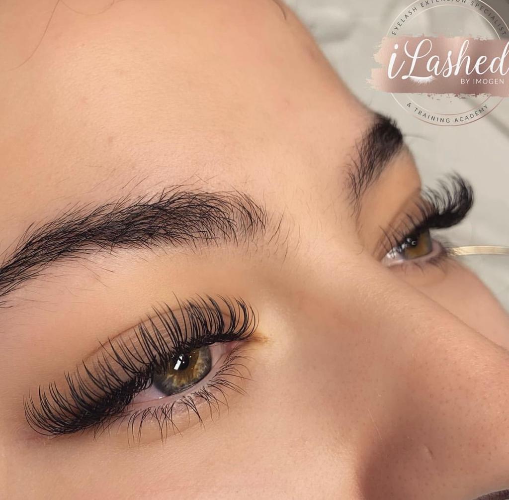 Classic lashes