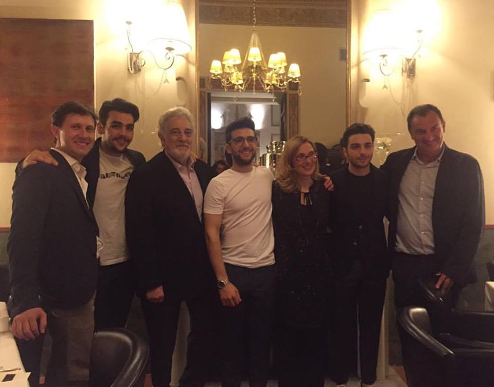 @dario_nardella A moment to relax with friends Firenze Concert 7/1/16