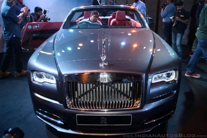 Rolls Royce Drives In Dawn At Rs 6 25 Crore Rediff Com