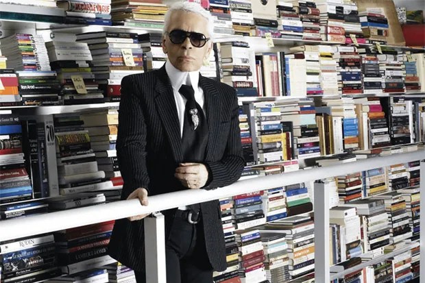 Interview Mit Karl Lagerfeld - 8K Light Backgrounds for Desktop