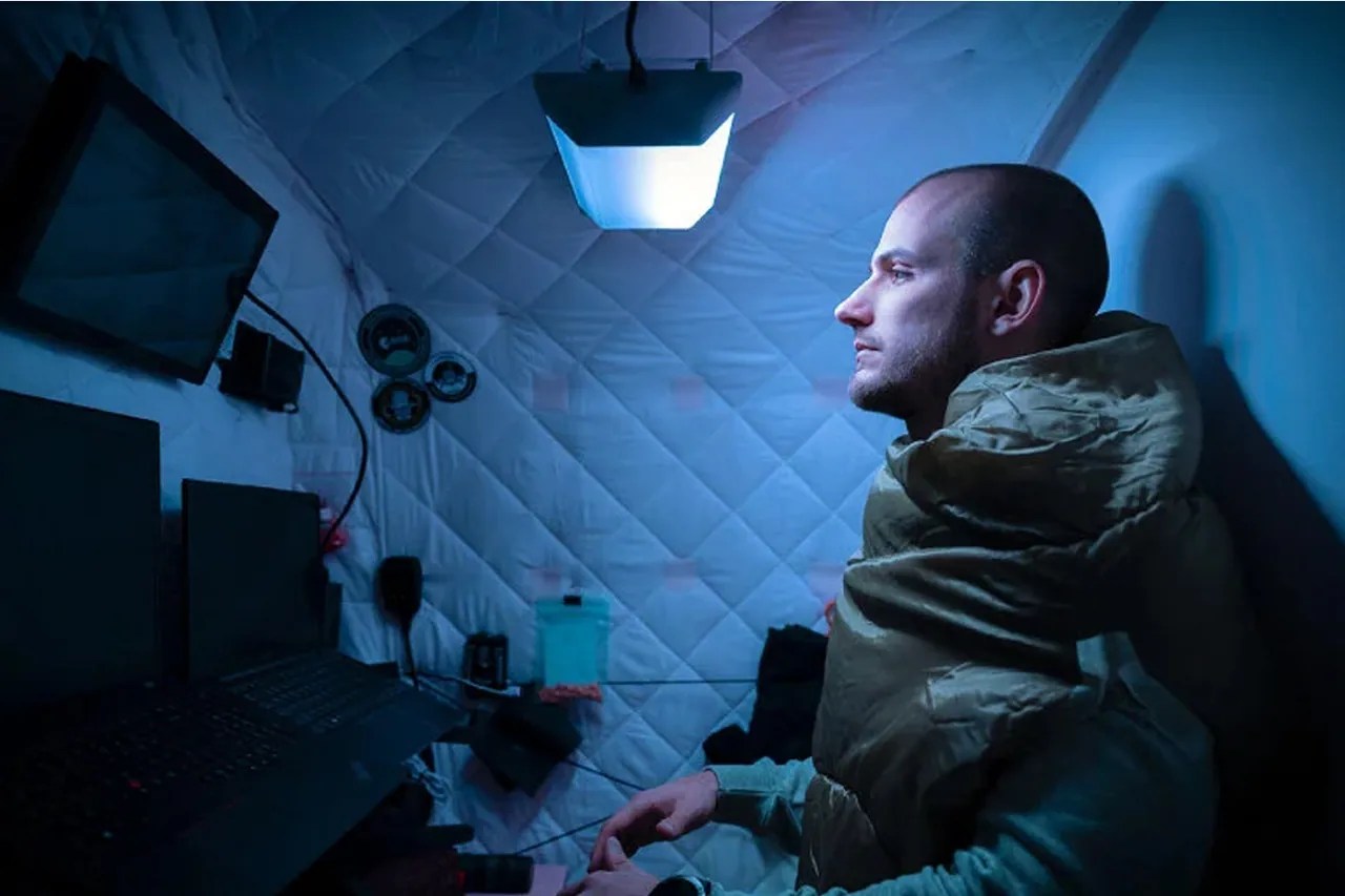 The Hub Saga Space Architects - Stunning Mobile Vintage Patterns | Free Download