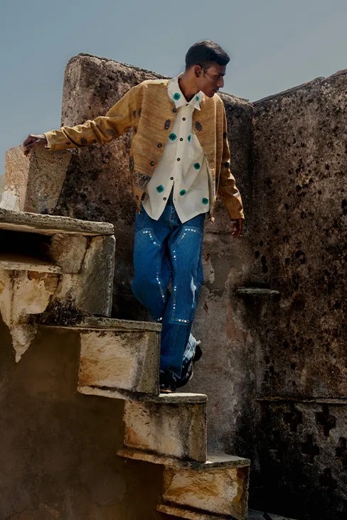 Karu 2024 Trakt - Premium High Resolution Space Textures | Free Download