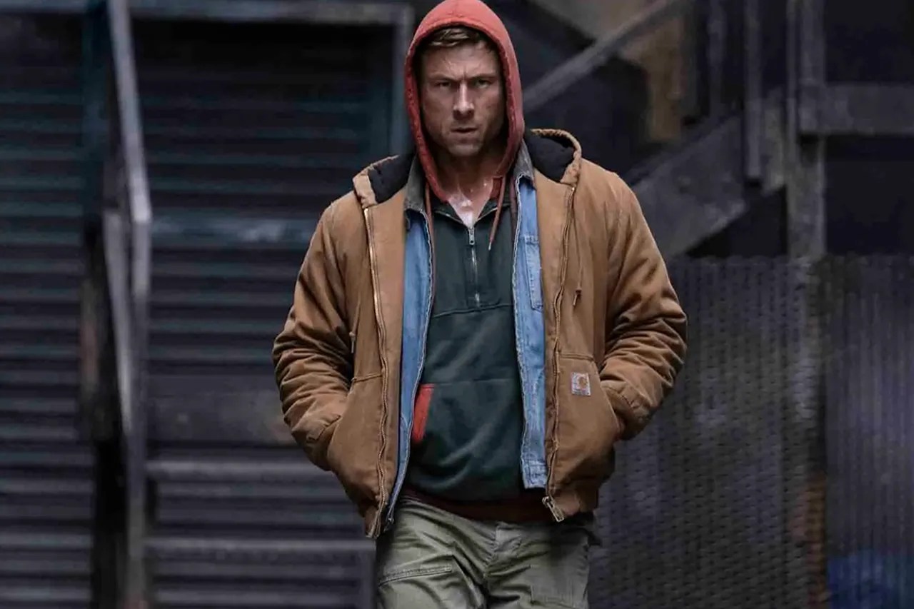 Rihanna Voices Smurfette In First Trailer For Smurfs Movie Teases - Perfect Vintage Illustration - Mobile