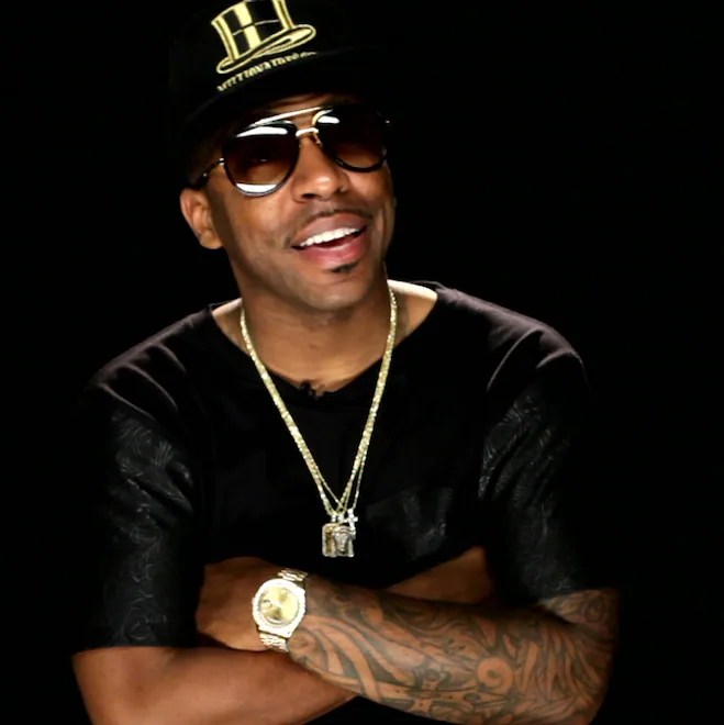 Ray Universal Super Remote Hypebeast - 4K Vintage Arts for Desktop