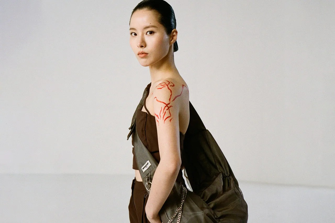 Jumping Kim By Maso Lim - Ultra HD Dark Pictures for Desktop