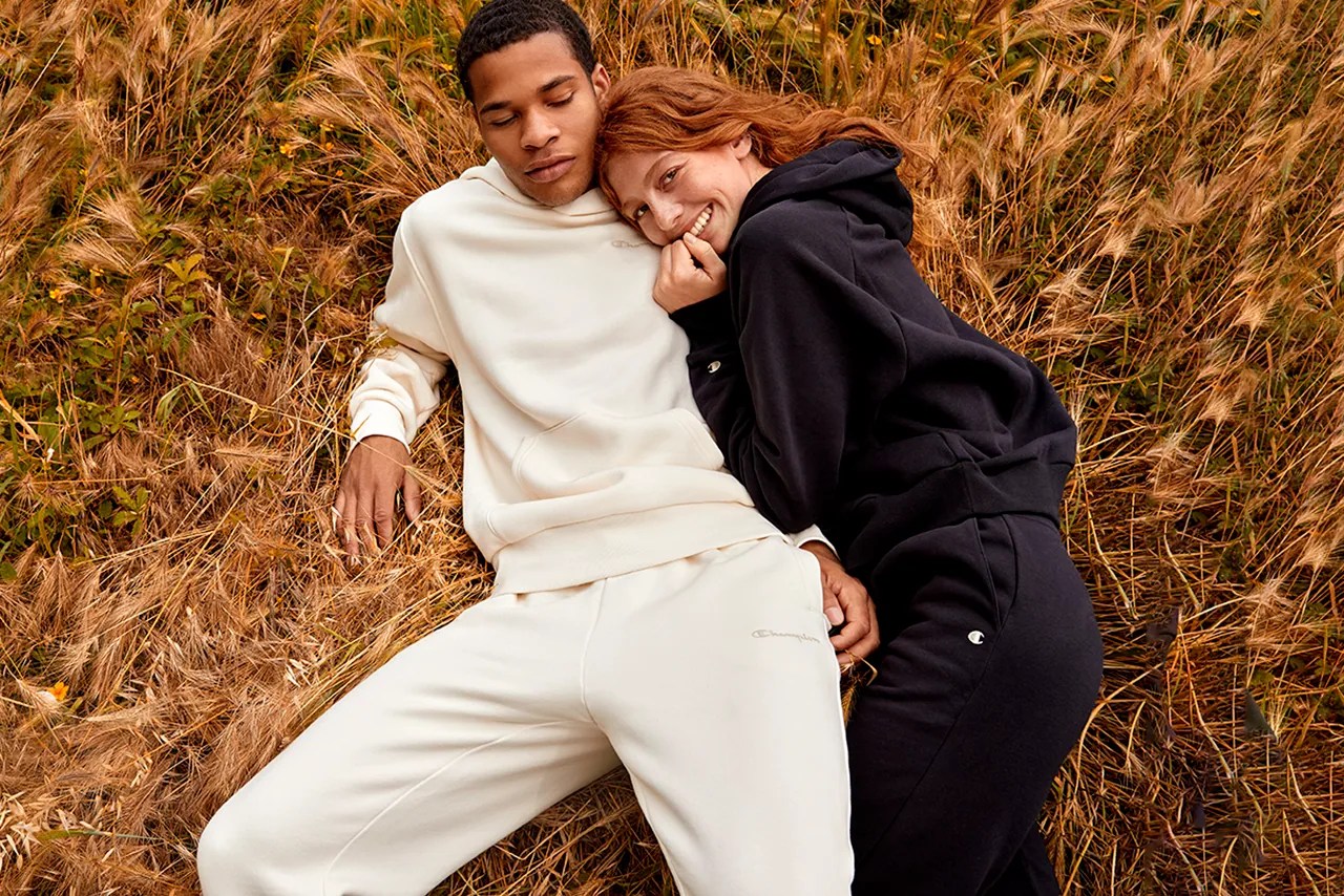 Champion Hypebae - Download Classic Vintage Texture | 4K