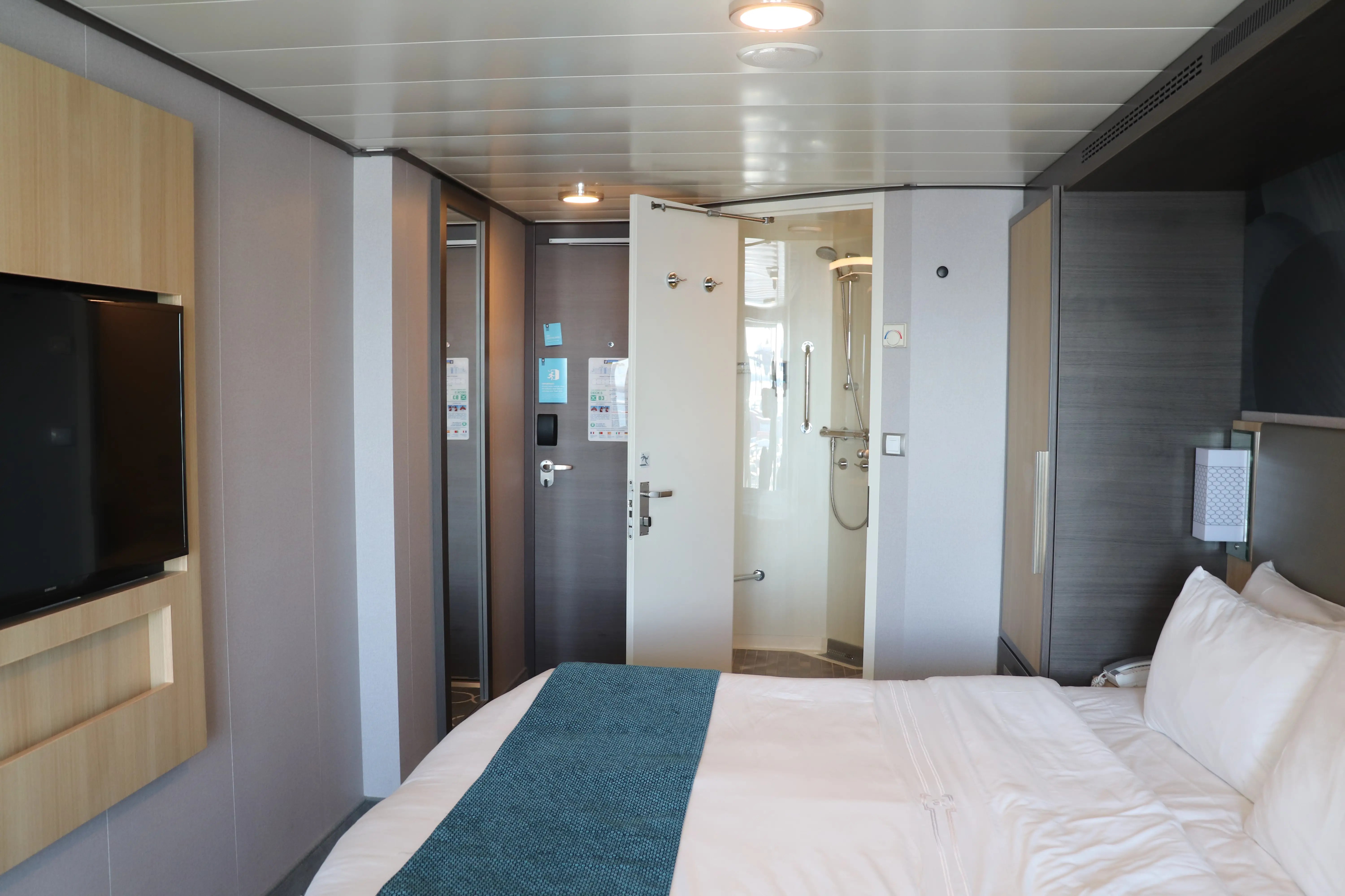 What A Room On Royal Caribbean S Symphony Of The Seas Is