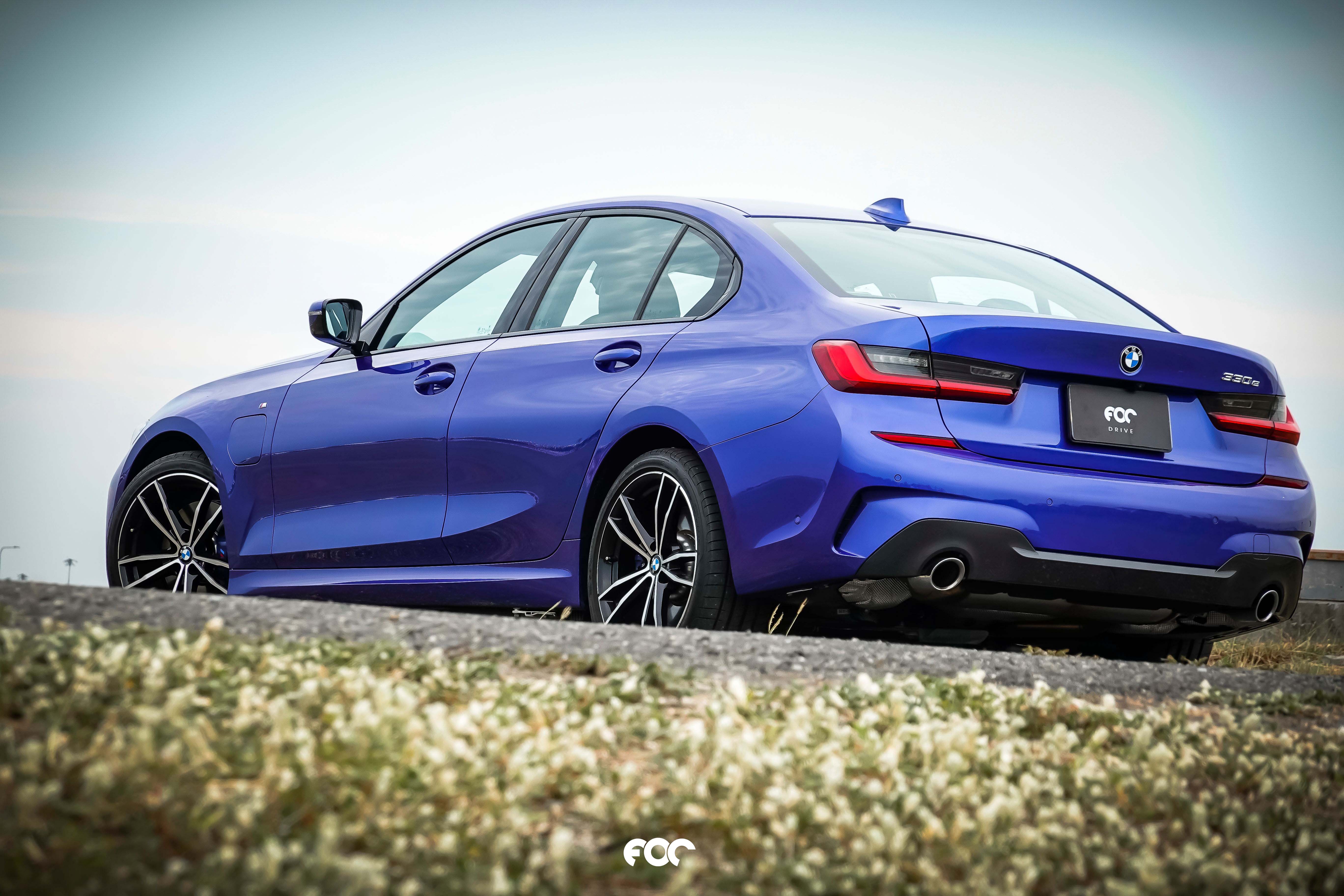 Test drive bmw 330e สปอร์ตซีดานเสียบปลั๊กขับสนุกที่สุดในเซกเมนต์