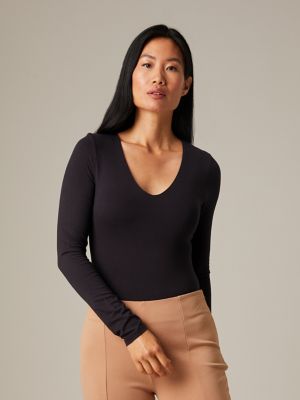 Deep V Bodysuit - Full HD City Photos for Desktop