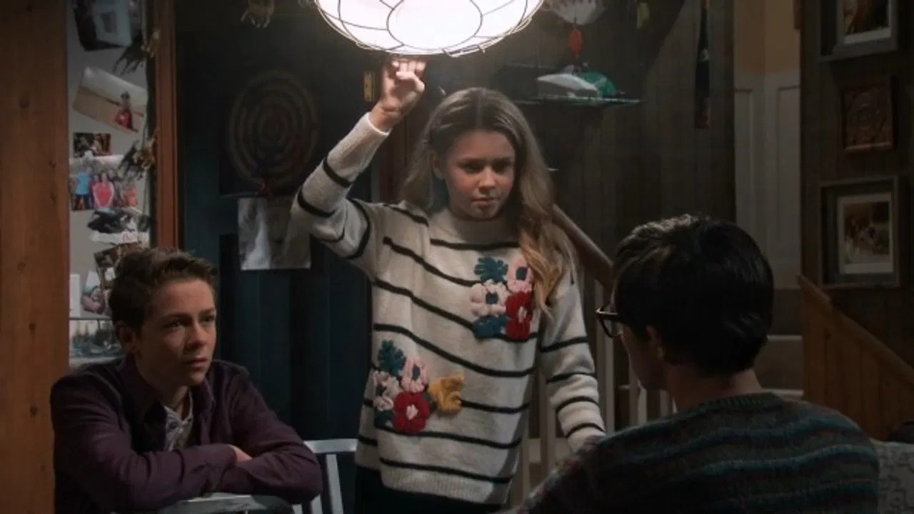 Coop & Cami Ask the World Saison 2 Épisode 1 (S02E01) Séries