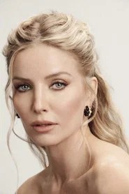 Annabelle Wallis
