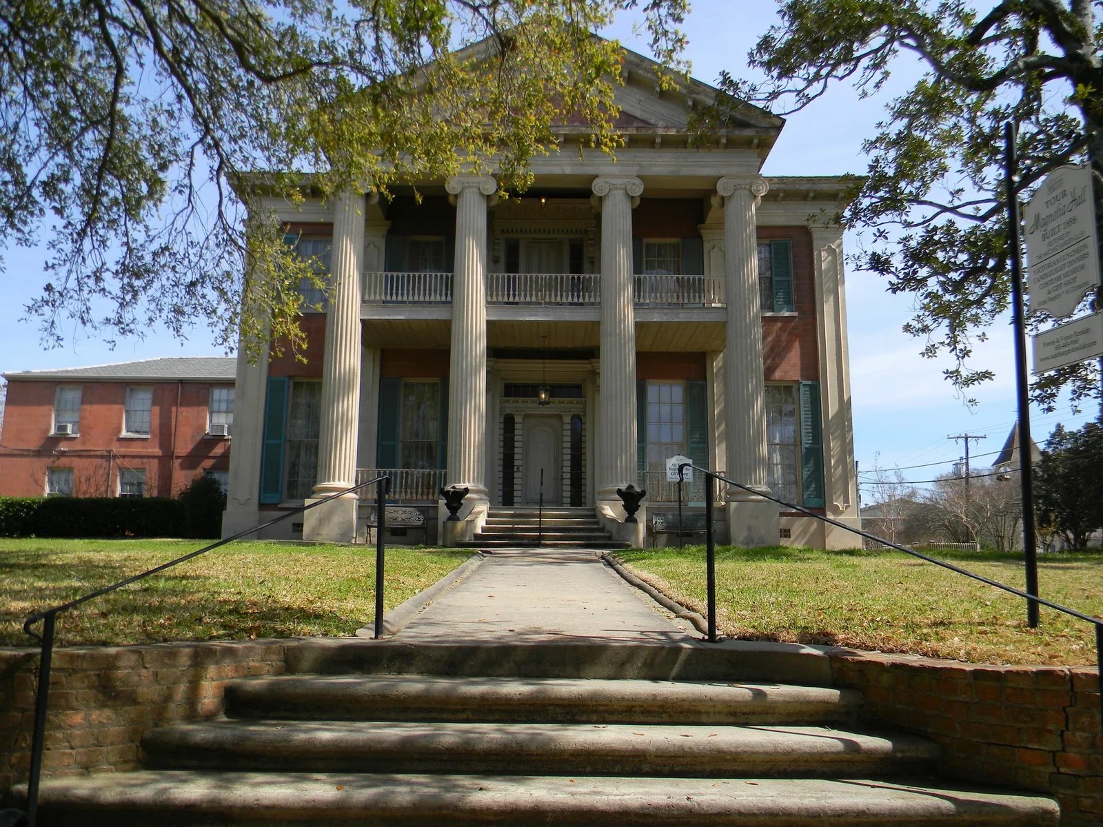 Magnolia Hall Visit Natchez - High Quality HD Space Images | Free Download