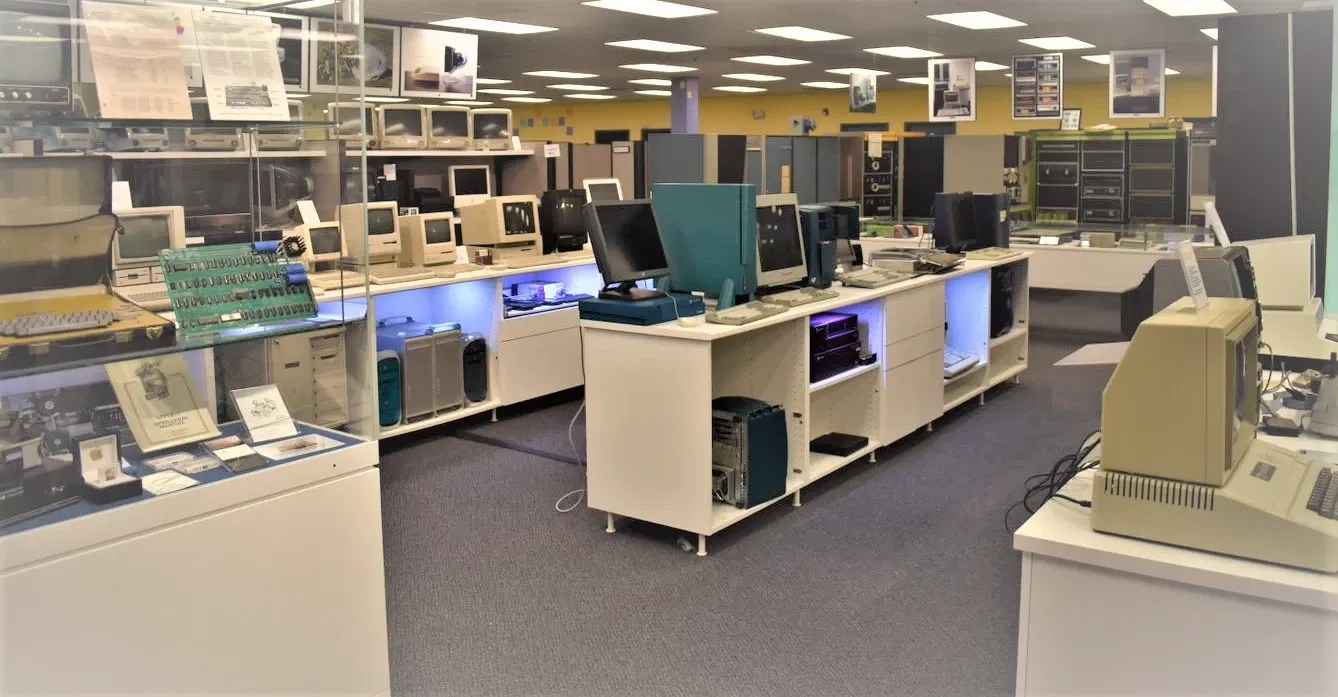 System Source Computer Museum - Stunning Sunset Wallpaper - Full HD