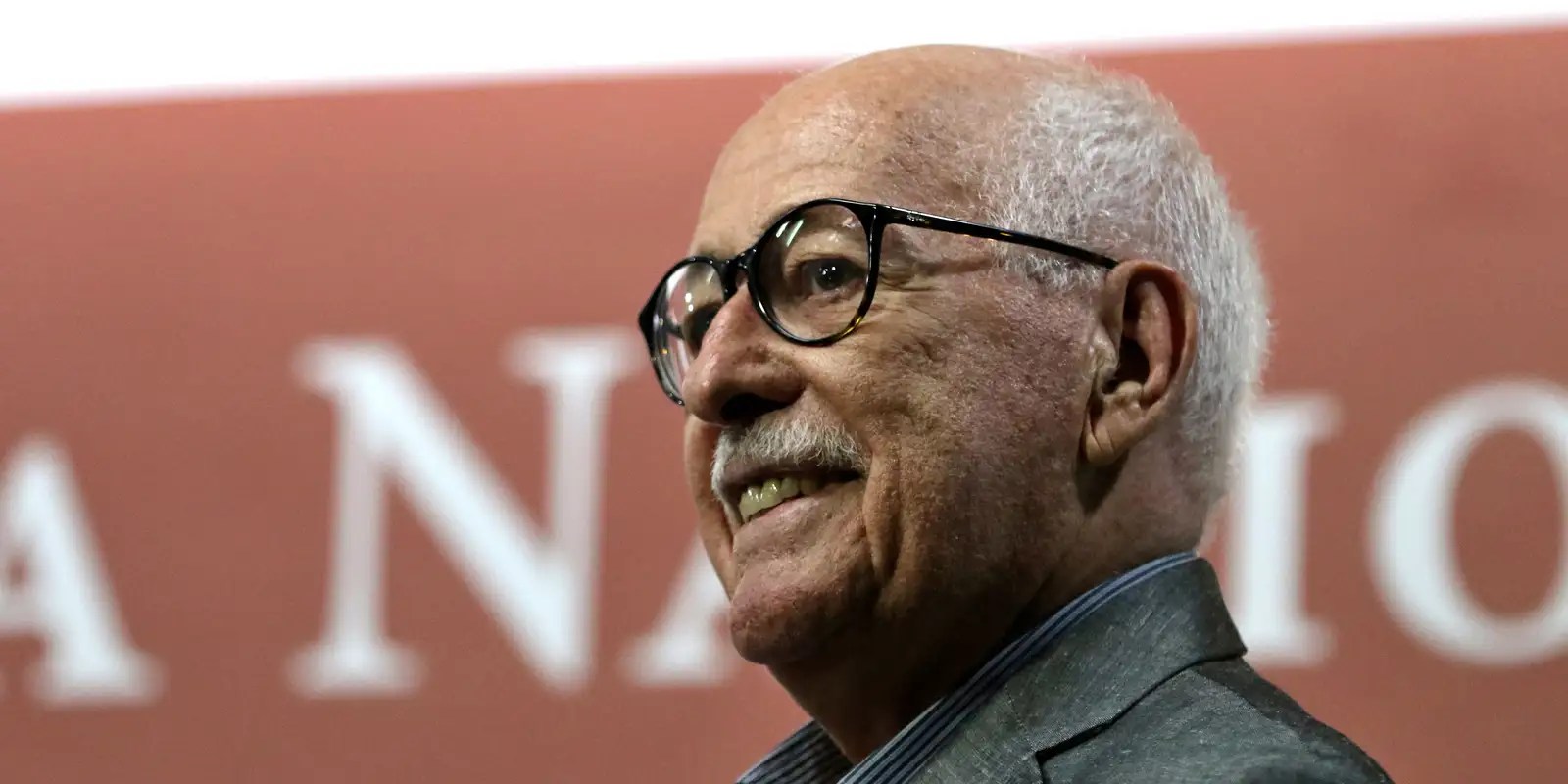 Escritor Silviano Santiago recebe Prêmio Camões na Biblioteca Nacional