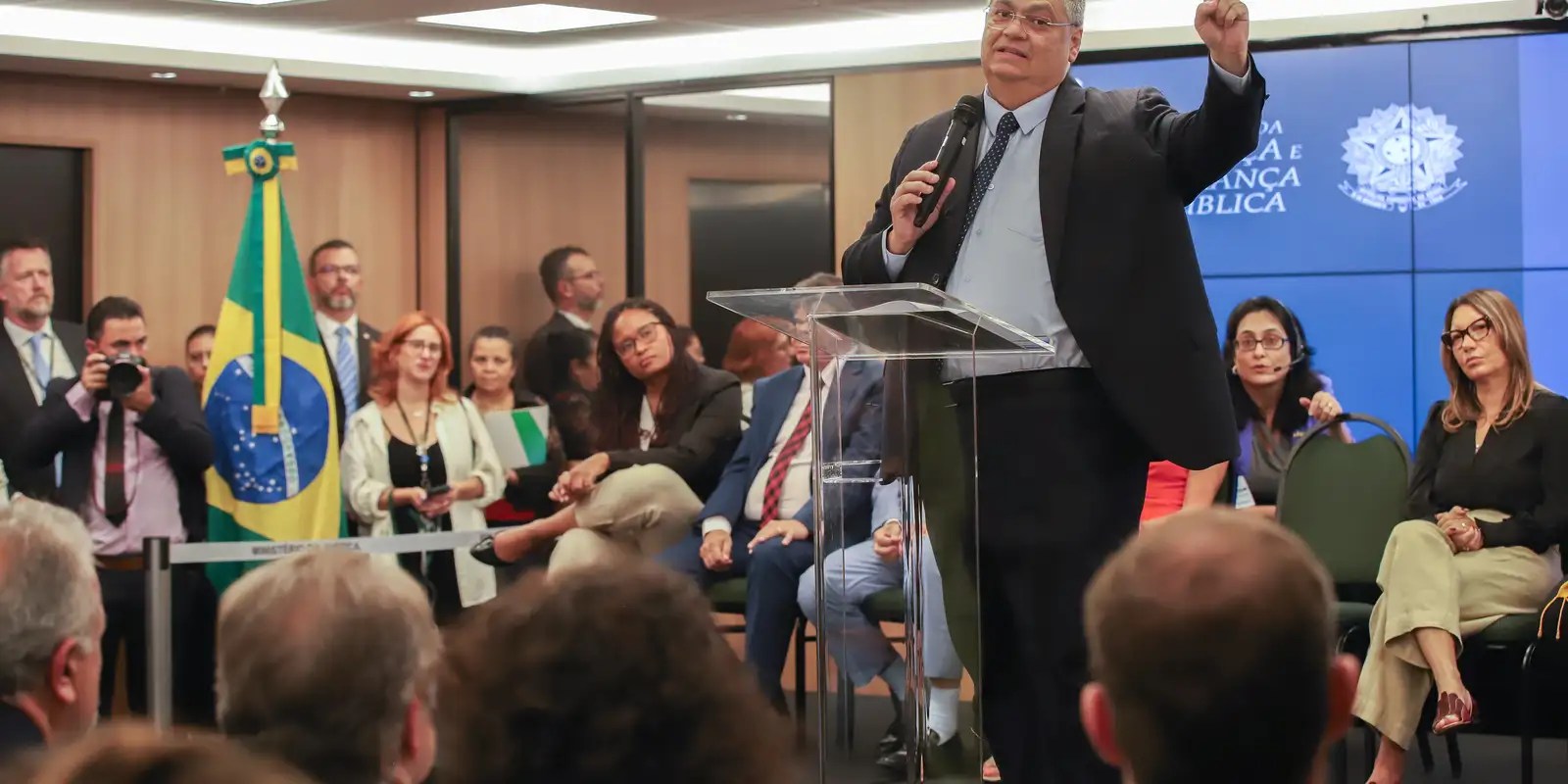 Caso Marielle será integralmente elucidado em breve, afirma Dino