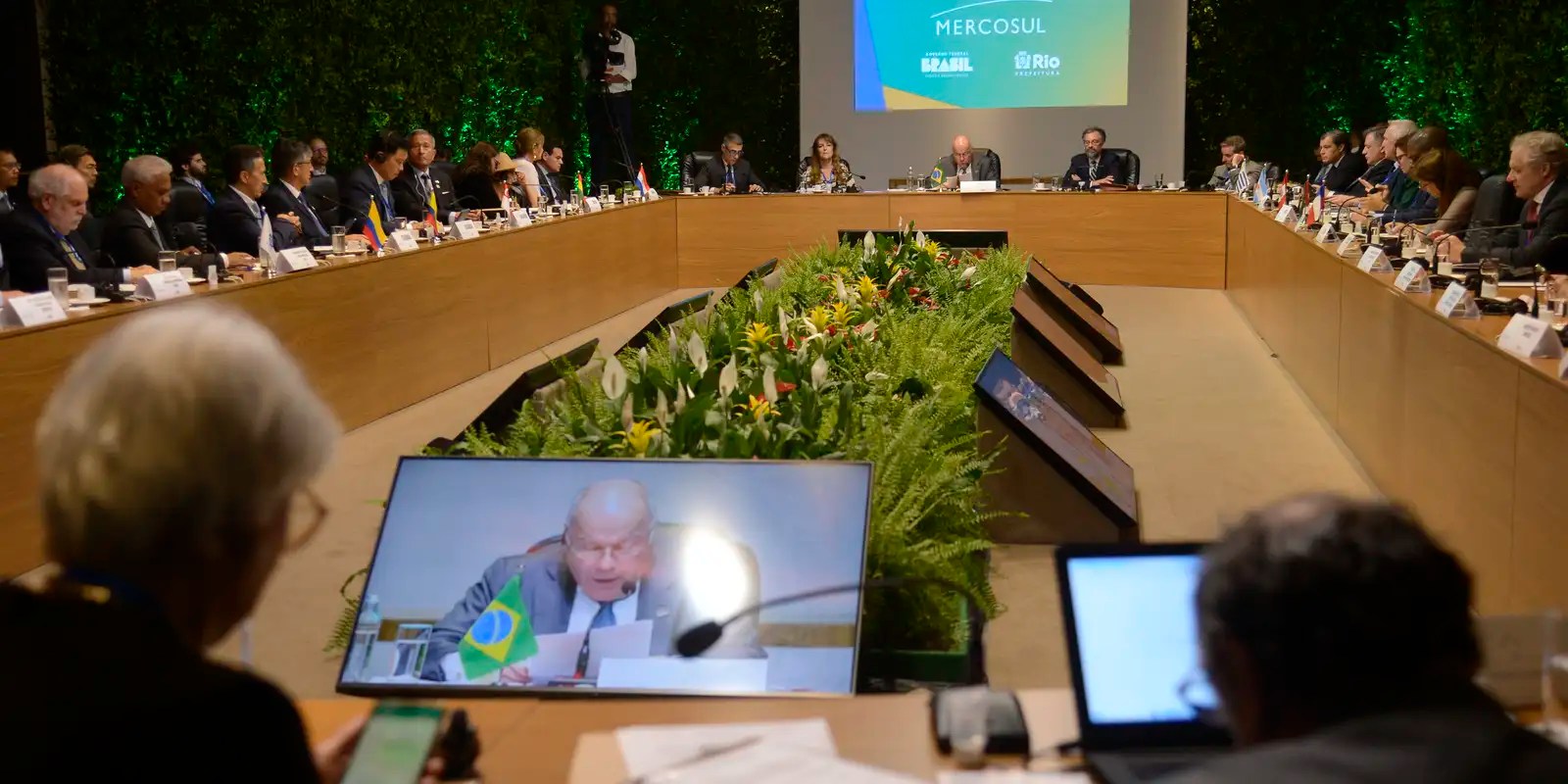 Brasil quita dívidas de R$ 3,8 bilhões com organismos internacionais