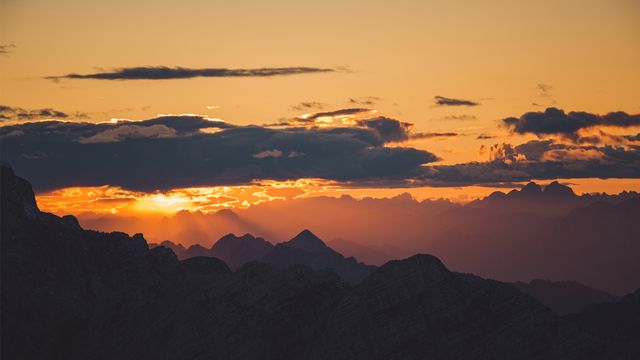 Moses Devotional Reading Plan Youversion Bible - Download Classic Landscape Picture | Ultra HD