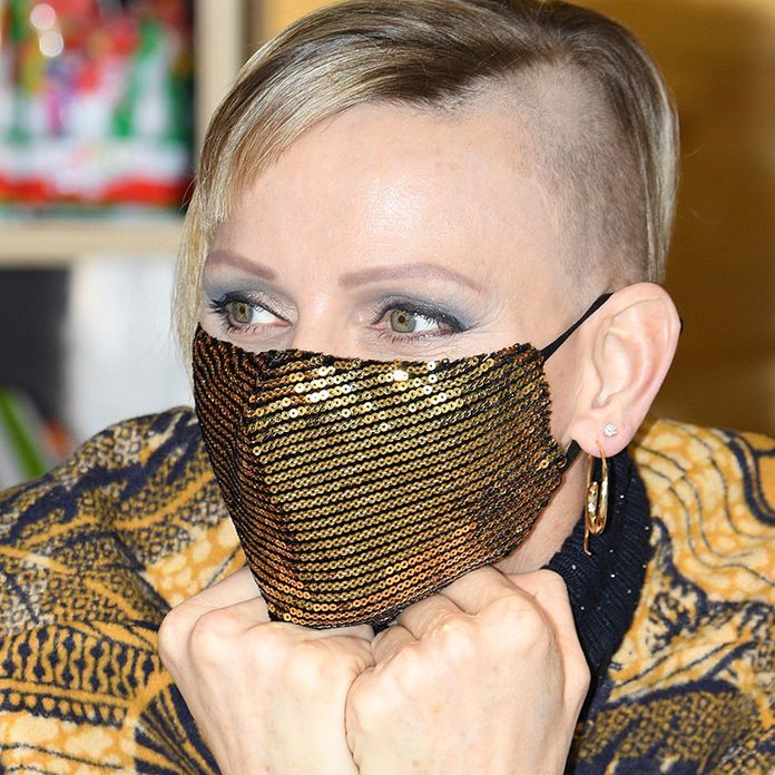 In december charlene gave birth to twins princess gabriella and heir to the throne prince jacques. Princess Charlene Of Monaco Debuts Shaved Hair 9honey