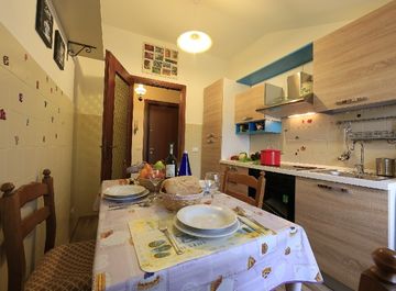 Case Con Ascensore In Vendita Da Privati A Desenzano Del Garda In Zona Centri: Desenzano Del Garda | Casa.it 265_x_360_jpg