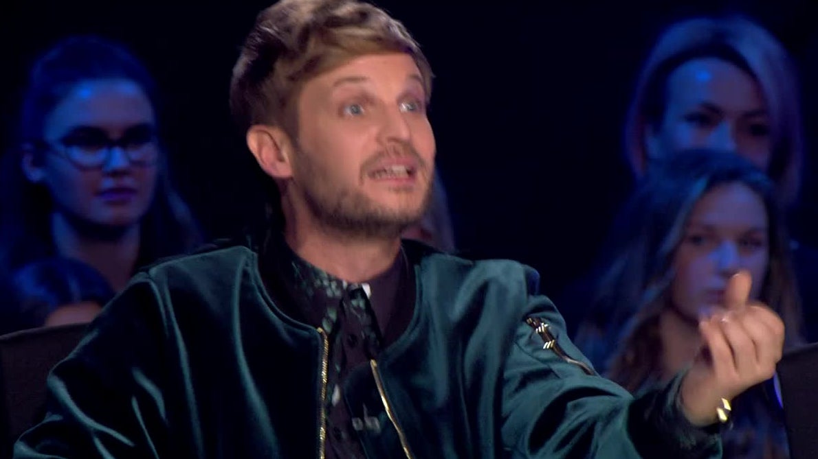 A műsor követi a brit the x factor formátumot, ahol az éneklés mellett számít a külső megjelenés, pl. MÃ©g tÃ¶bb X-Faktor az RTL Most! kÃ­nÃ¡latÃ¡ban - teljes adÃ¡sok, emlÃ©kezetes pillanatok, extra videÃ³k! :)