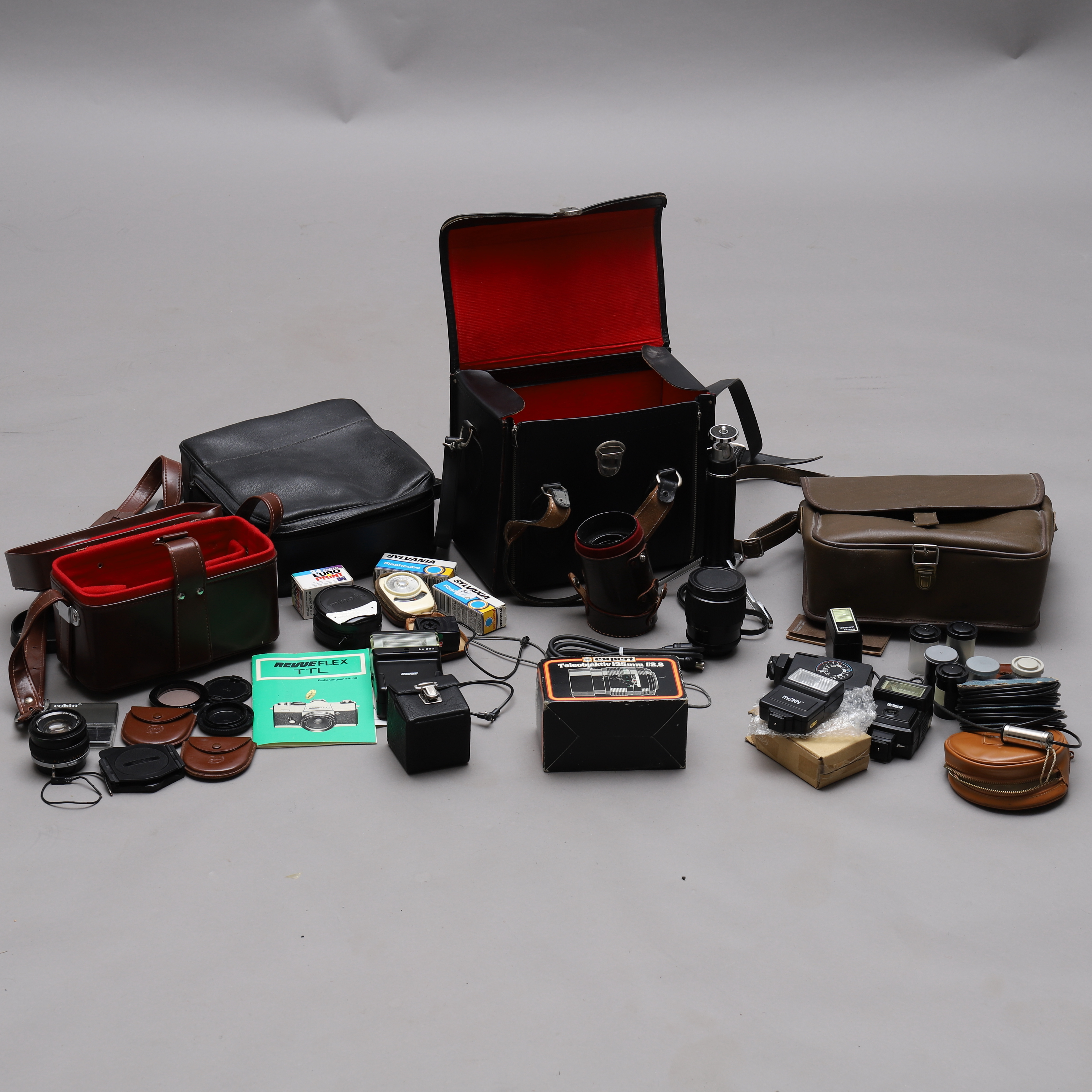 Parti Kameratillbehor Bl A Vaskor Objektiv Stativ Film