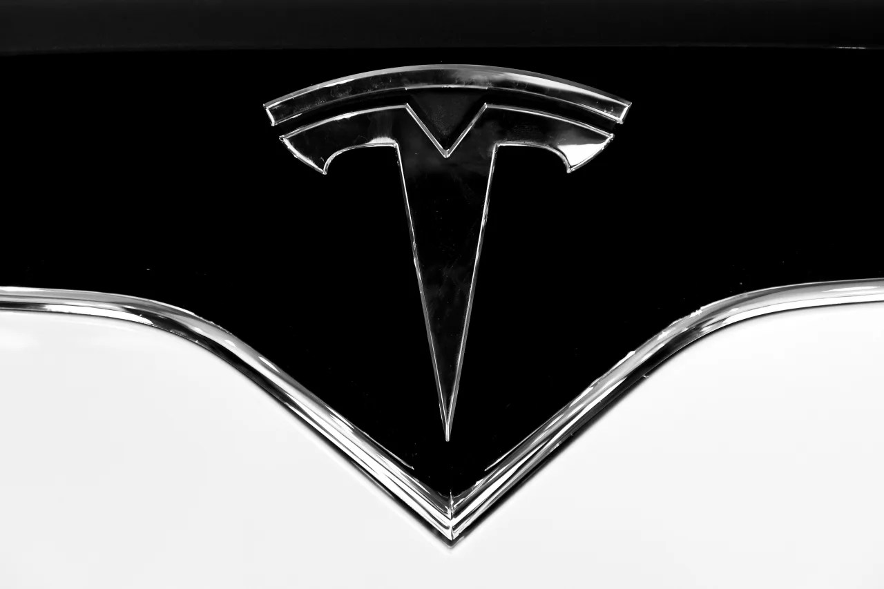 Negative dynamics for tesla shares will prevail with possible volatility of 3.927%. Investors Are Too Gloomy About Tesla Stock, Analyst Says ...