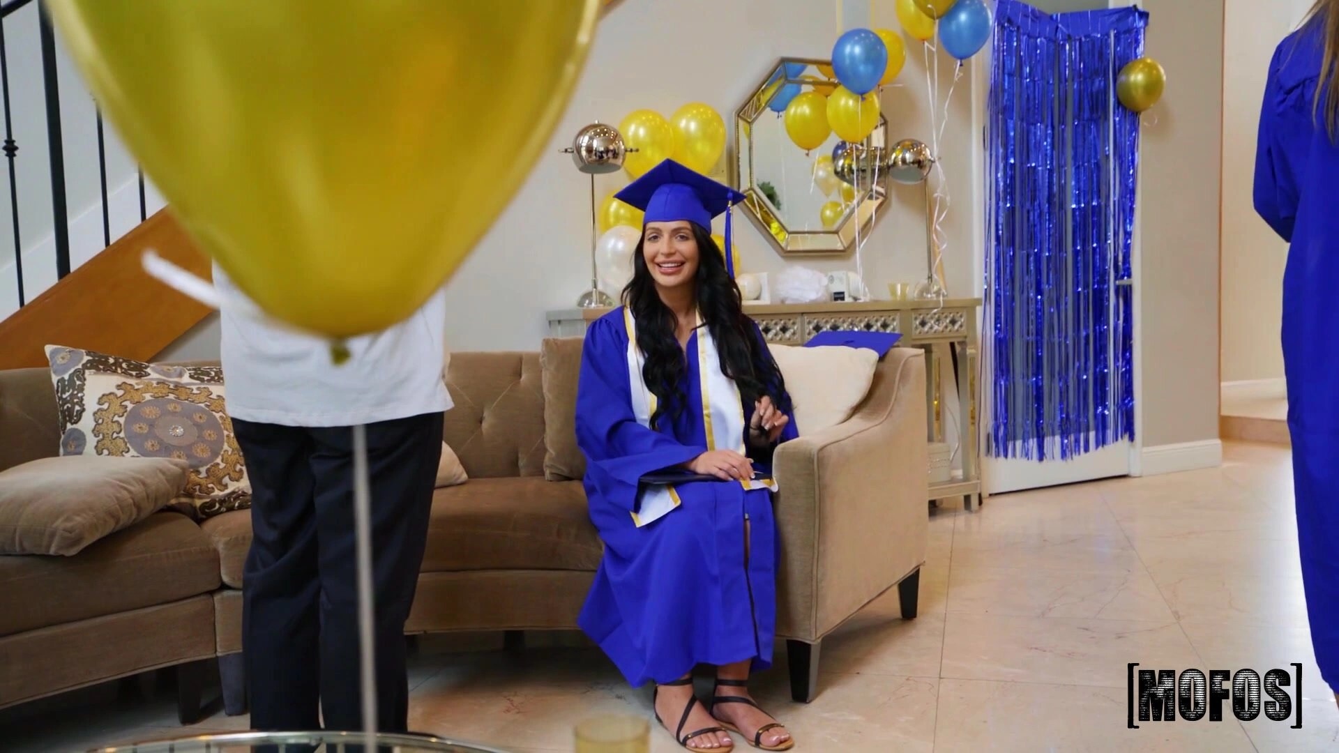 College Graduates Hold The Door House Party - Alexa Payne | PornMedium.com