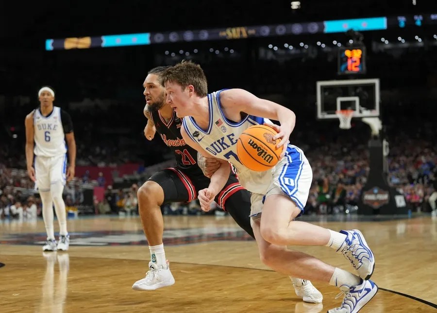 Deadspin Duke Opens As 2026 NCAA Favorite 25859385 