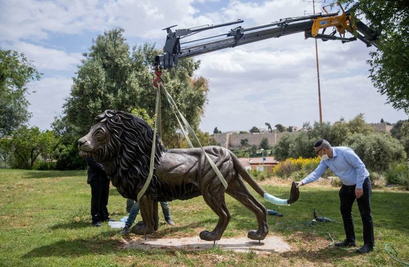 'lion of judah' donated by evangelical leaders finds a home in