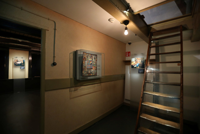 Is the anne frank house the real house? 75 Years Later Hunt Continues For Informant Who Betrayed Anne Frank The Jerusalem Post