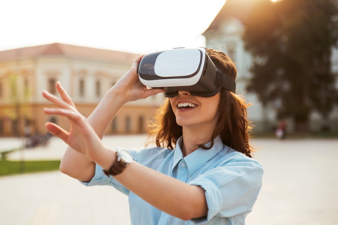 See the homes of theodore roosevelt, franklin delano roosevelt, john adams, john quincy adams, george washington, abraham lincoln, martin van buren, and thomas jefferson. Cathedral Of Barcelona And Gothic Quarter With Vr Walking Tour Musement