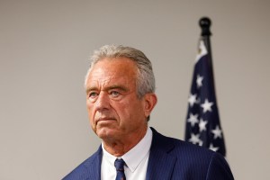 Pennsylvania Nears 1,000 Measles Cases as RFK Jr. Remains Silent