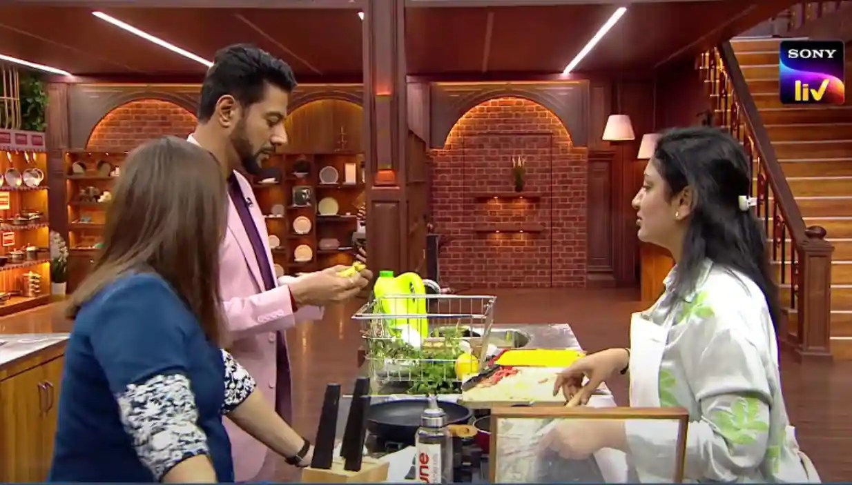 Masterchef India Season 7 Aruna Vijay Kamaldeep Ka - Ocean Texture Collection - Mobile Quality
