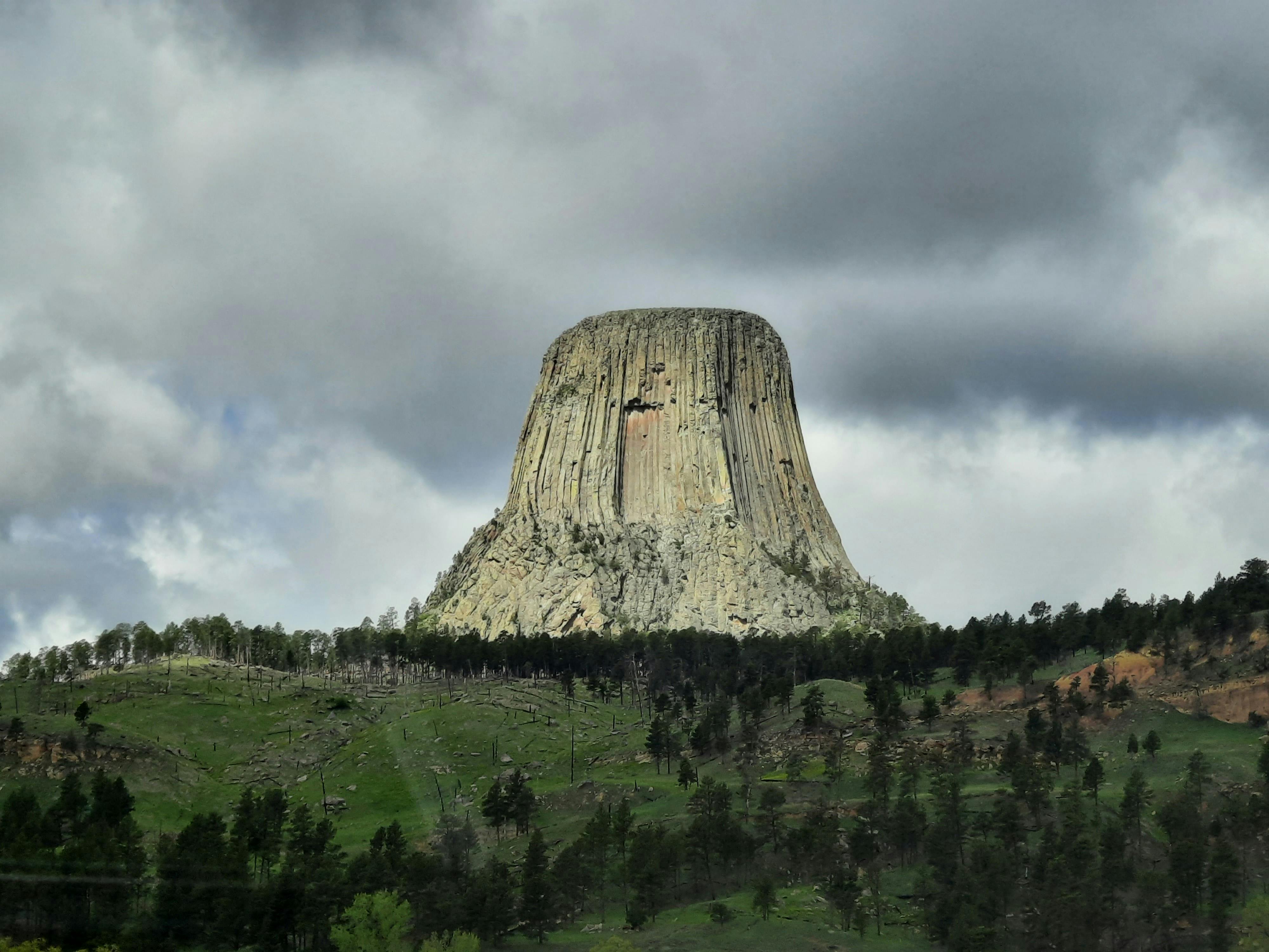 Entropy Units - Ultra HD Dark Image - Retina