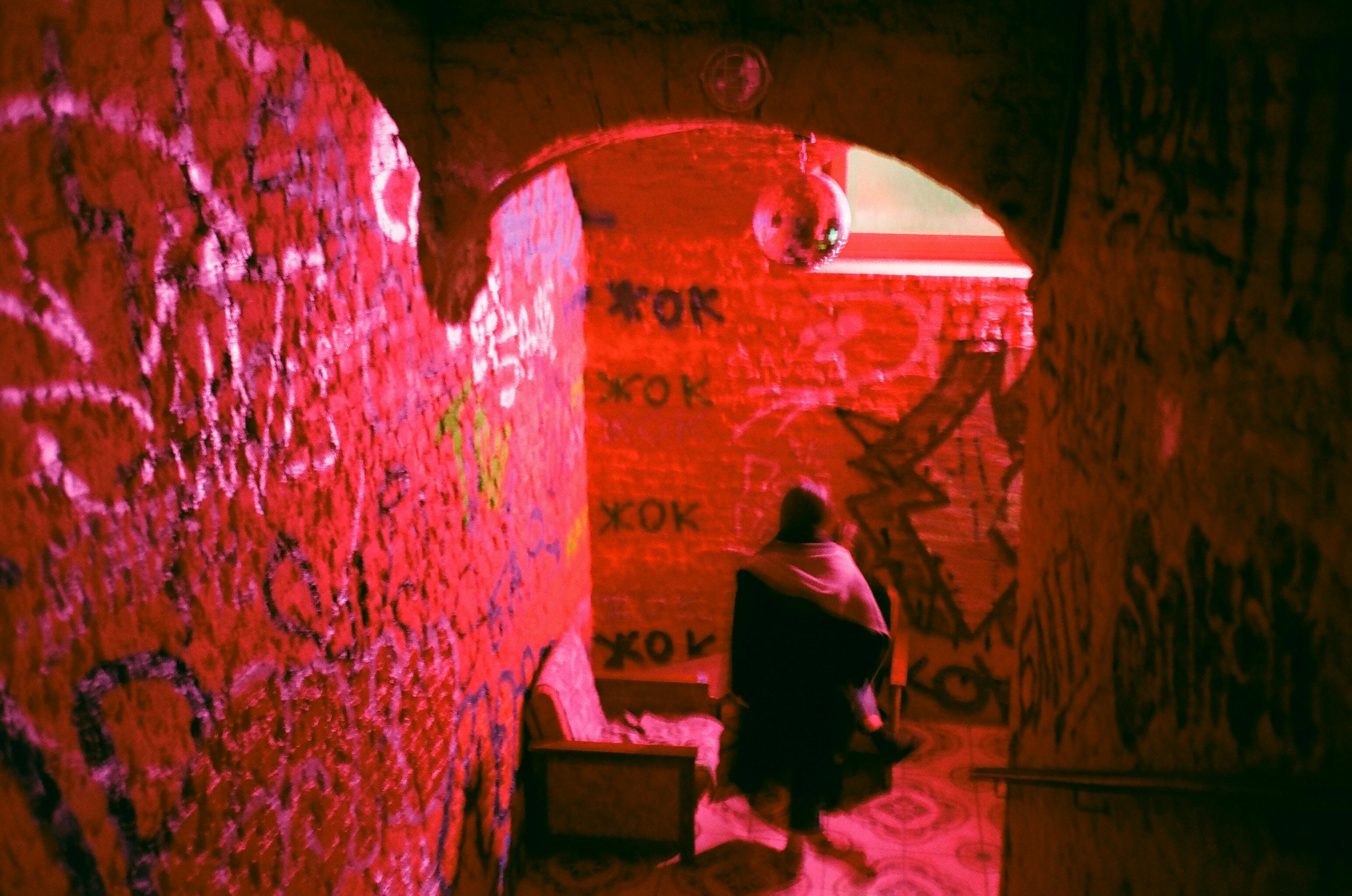 Standing Between - Geometric Design Collection - Full HD Quality