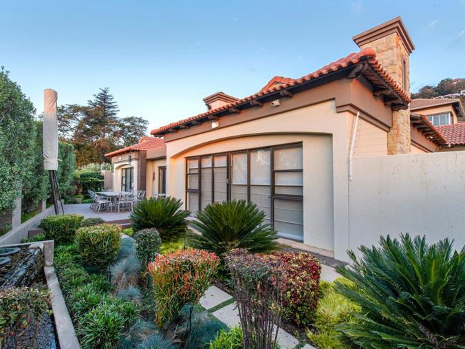 Paul bradbury / getty images elizabeth weintraub is a nationally recognized realtor and broker with more than 40 years of experience in titles and escrow. 3 Bedroom House for sale in Linksfield