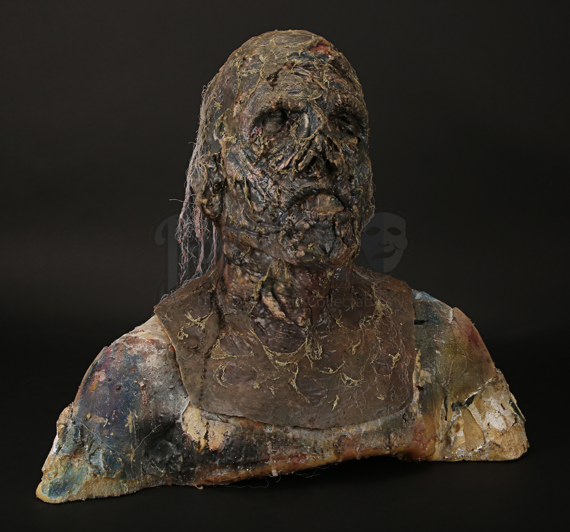 Dec 08, 2020 · when the ceo of a major corporation (meg foster) hires geologist, steven beck (peter weller) to oversee an underwater mining operation, he heads to the ocean's depth with his crew. Underwater Mummy Bust | Prop Store - Ultimate Movie