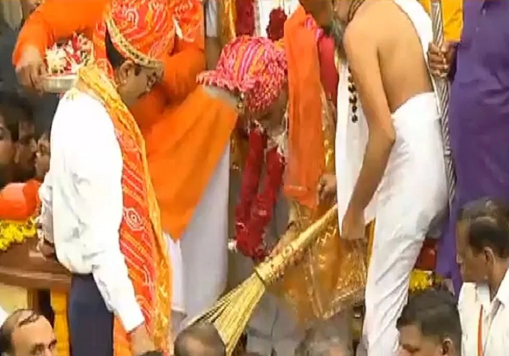 Ahmedabad 144th Rathyatra: Learn what Rathyatra performed before the start of pahindavidhi - Vimarsana News