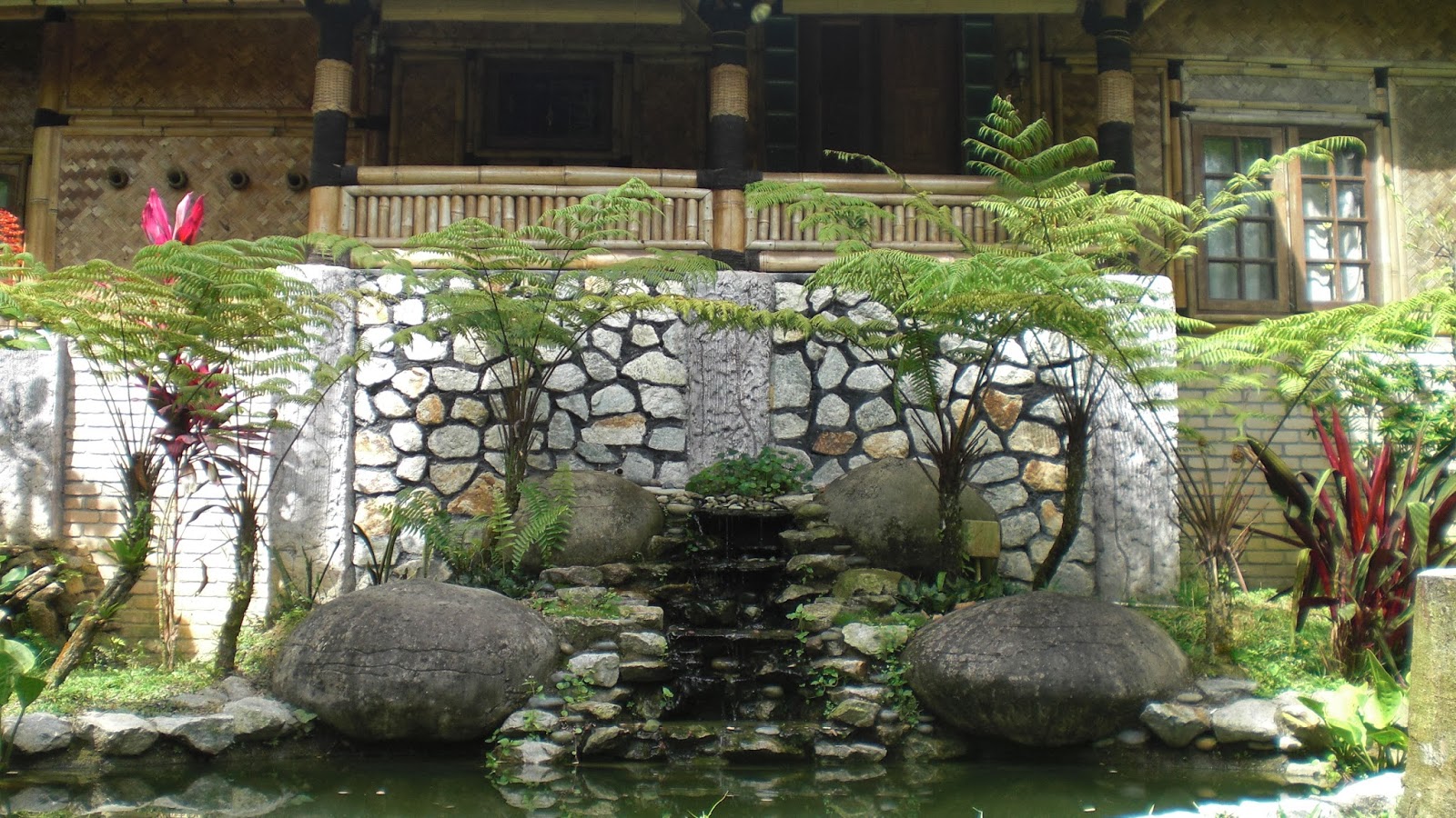 Hotel taman sari b&b, hulu langat: 8 Awesome Secret Hideouts To Drive To With Your Whole Family