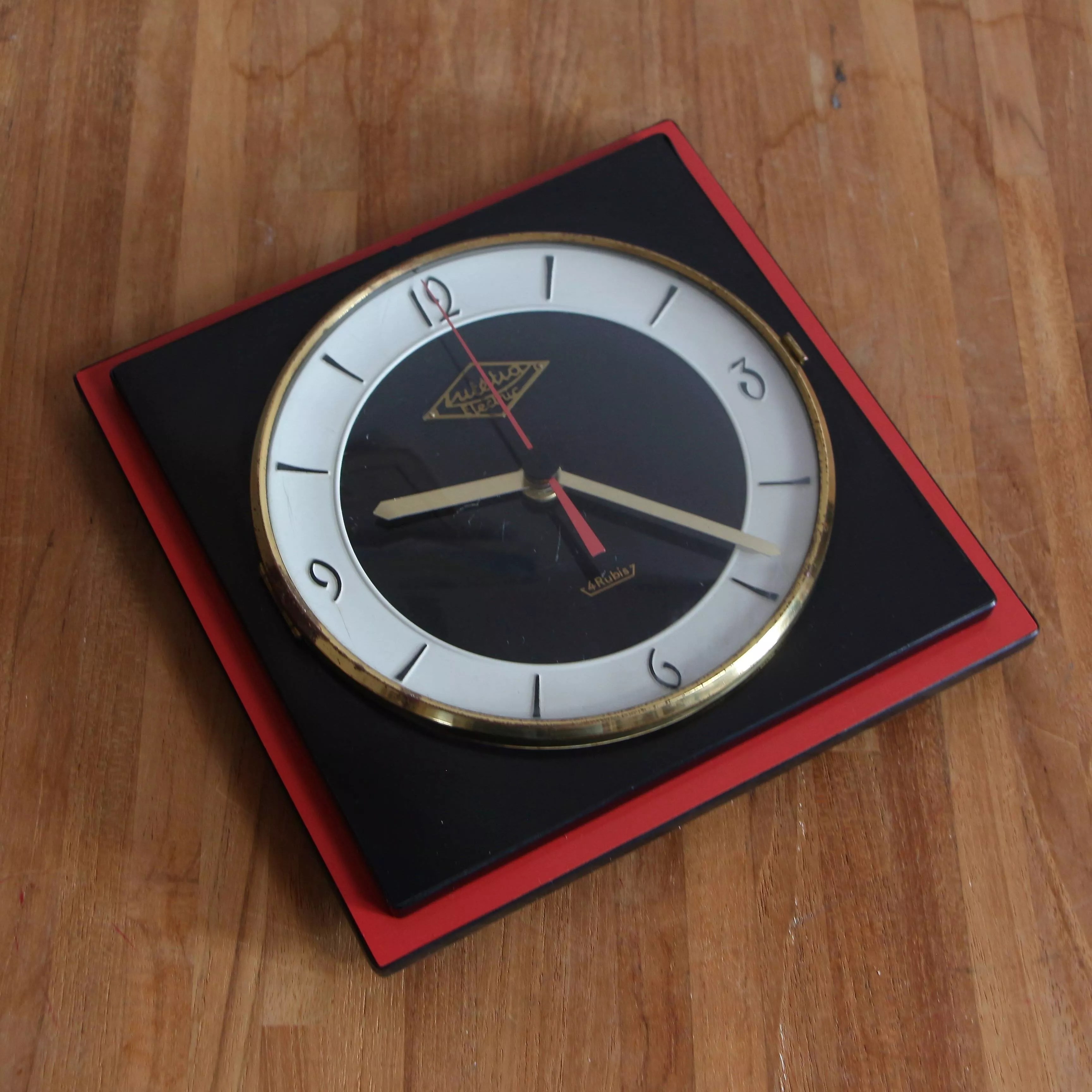 Pendule En Formica Selency - Download Gorgeous Nature Texture | High Resolution