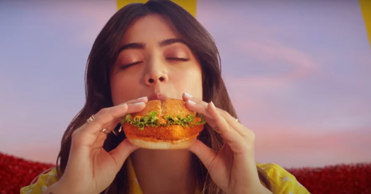 rashmika into contraversy again..