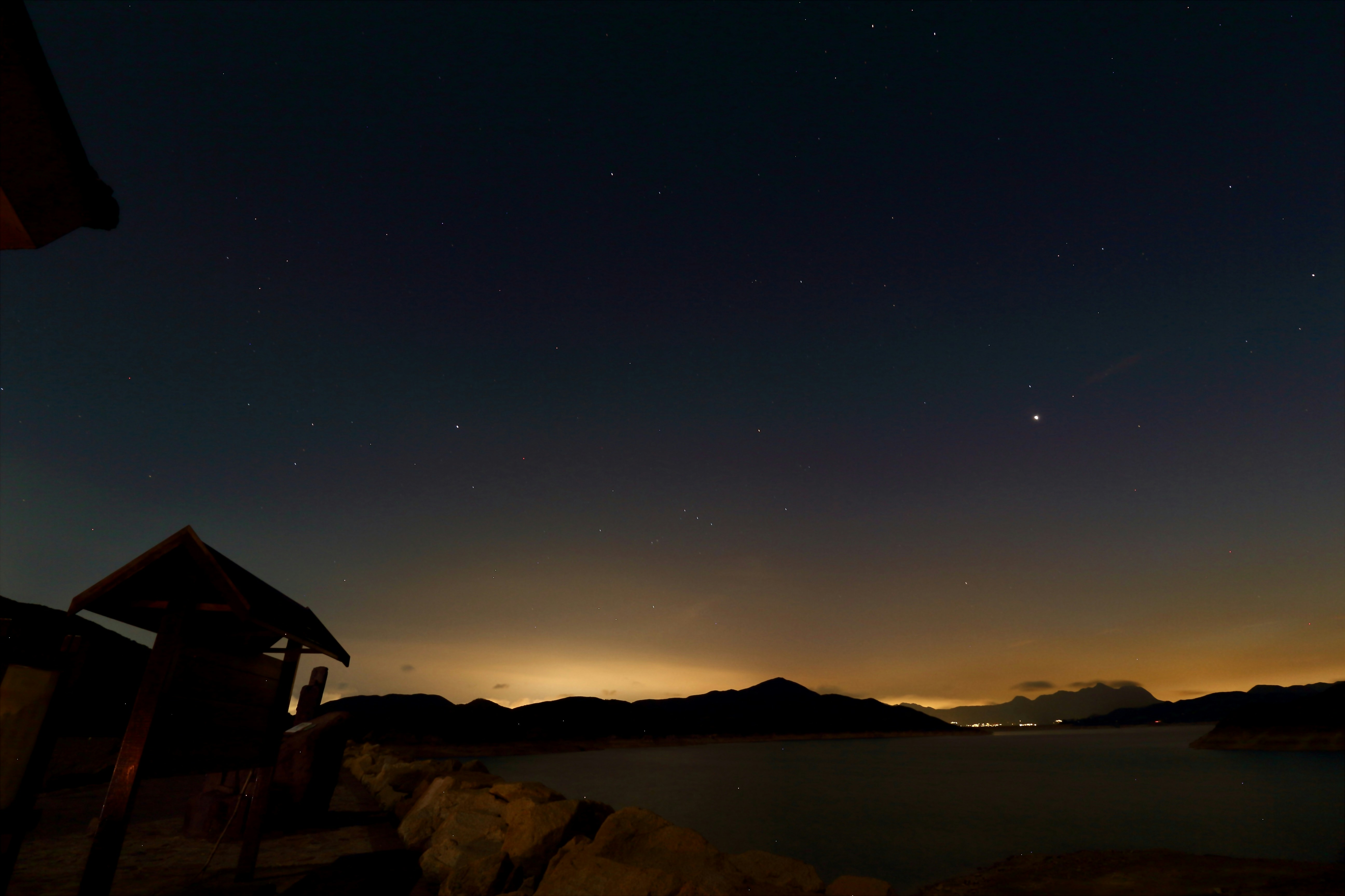 David Kocijan Payhip - Classic 4K Dark Backgrounds | Free Download