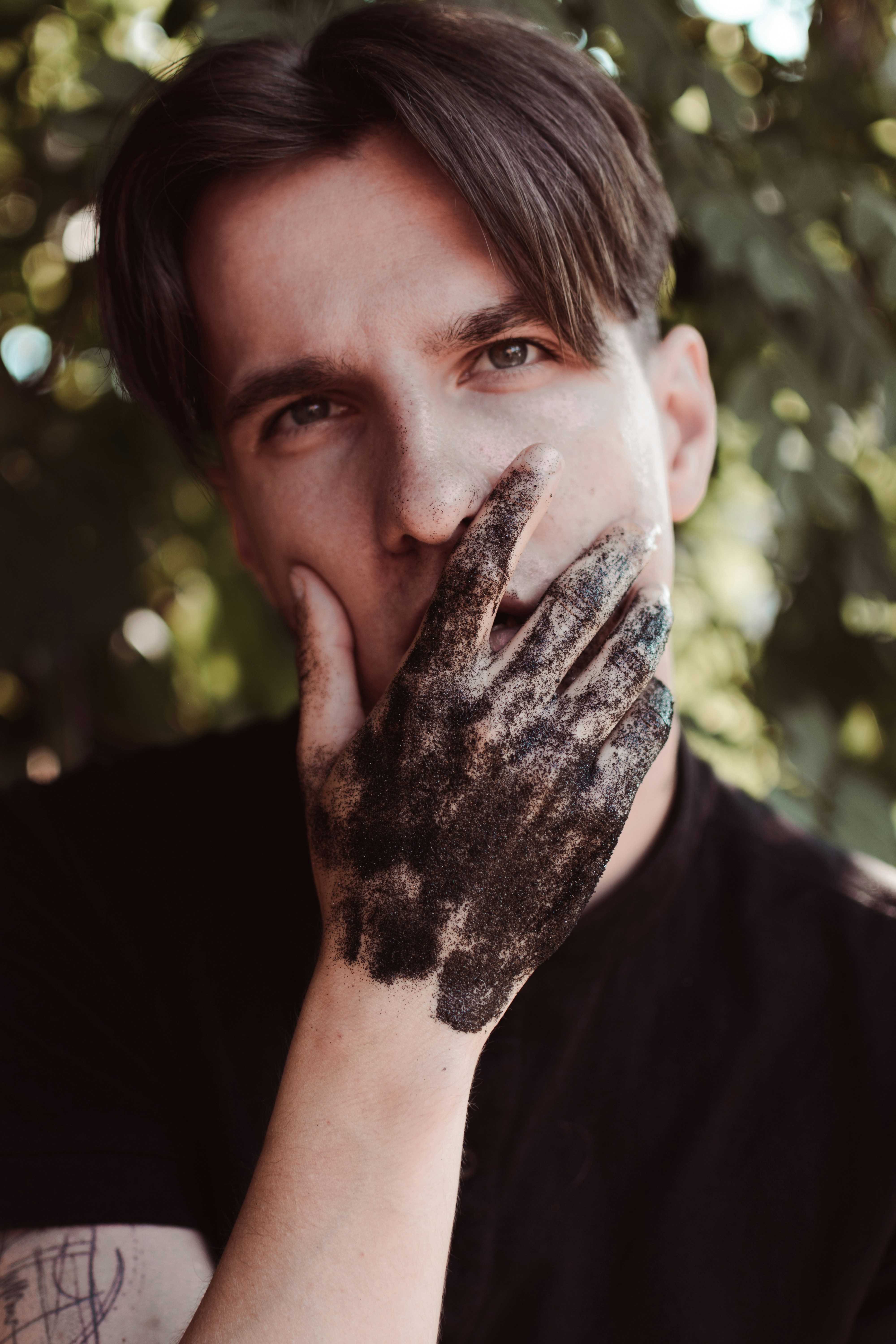 Man In Black Crew Neck Shirt With Black And White Skull Tattoo On His Left Hand Photo – Free Image On Unsplash 1500_x_1000_jpg
