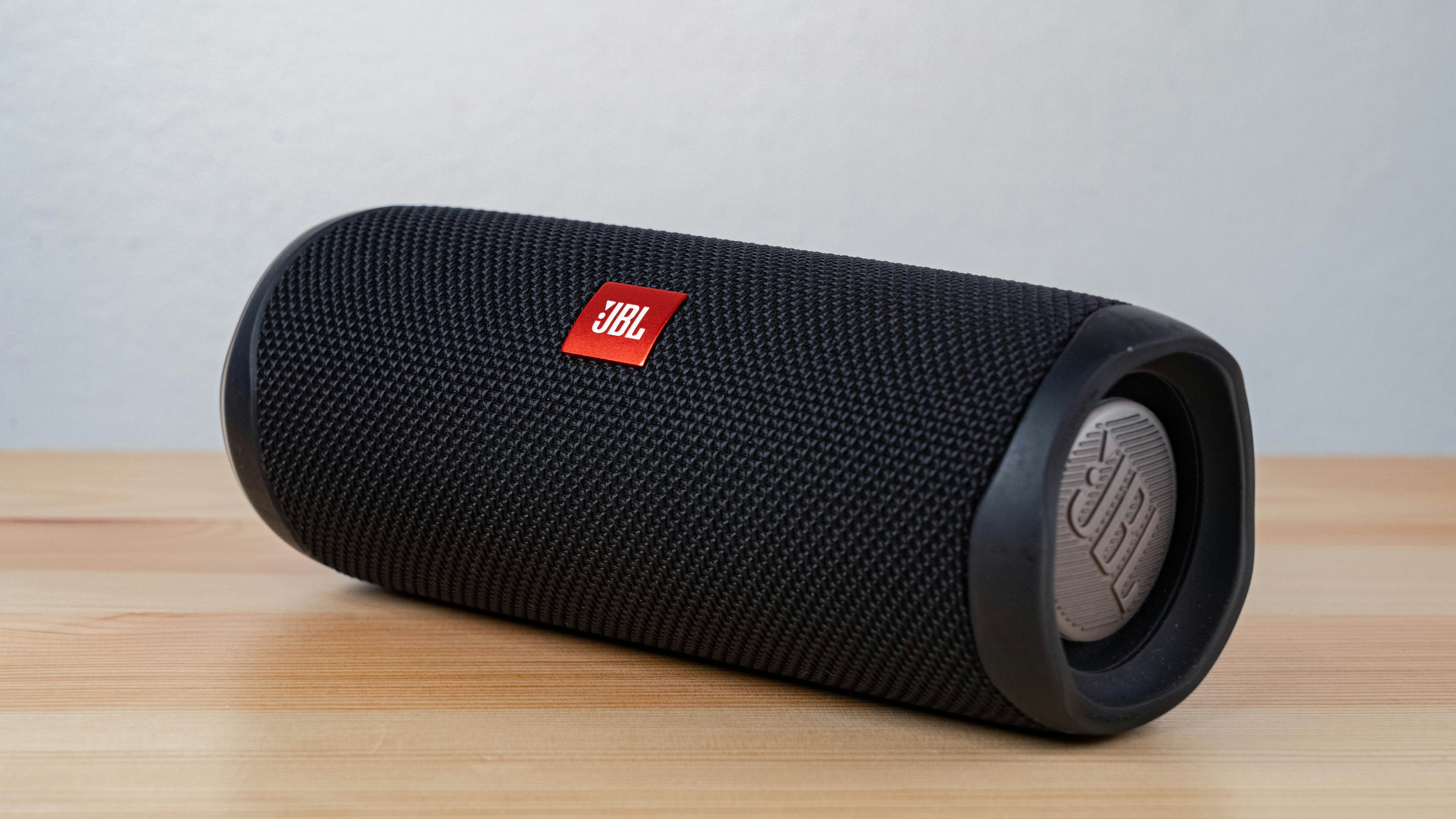 réparation connecteur usb enceinte Flip 3 JBL