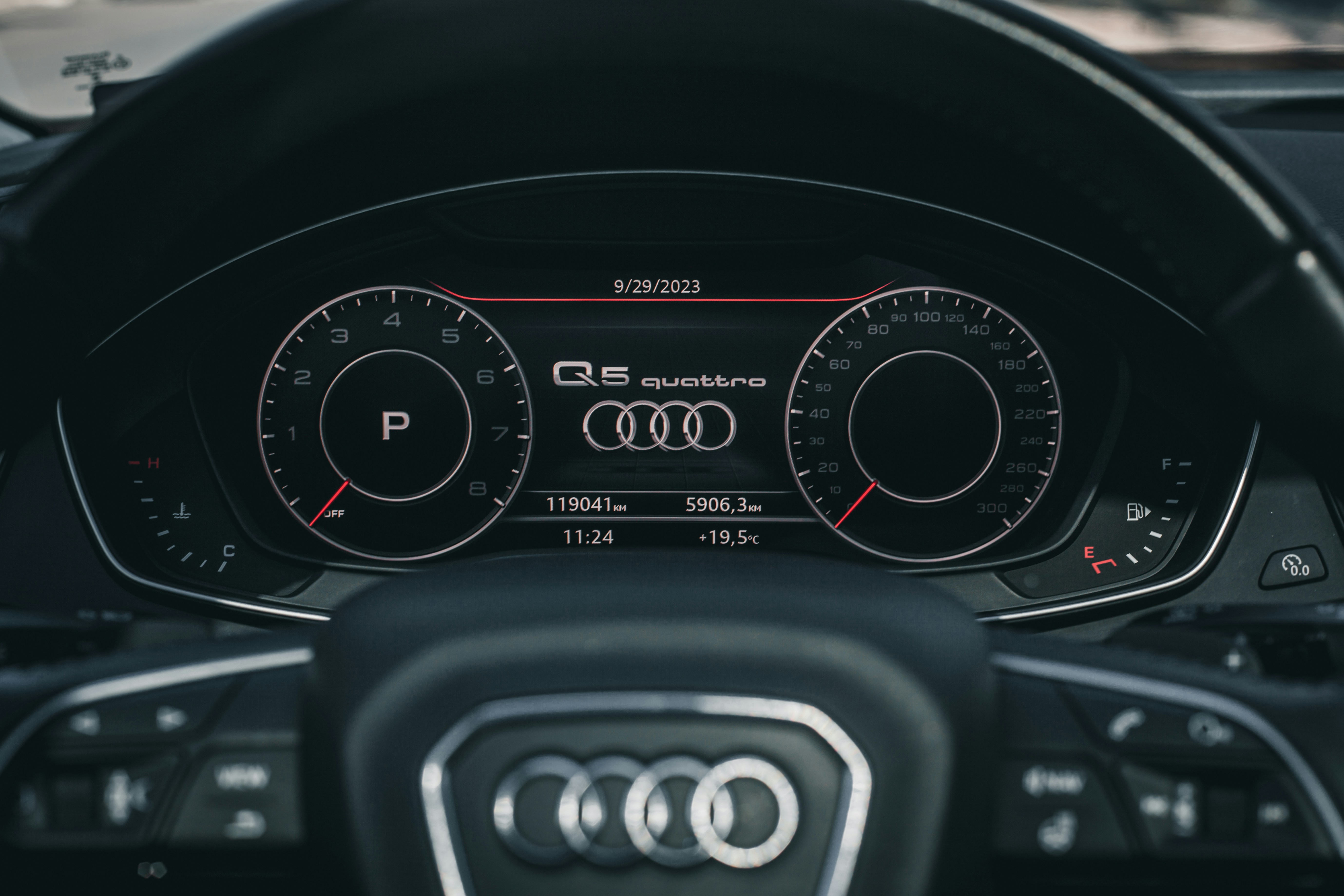Verfolgungsfahrt von Altenmünster bis Adelsried: Polizei sucht Fahrer eines grauen Audi Q5