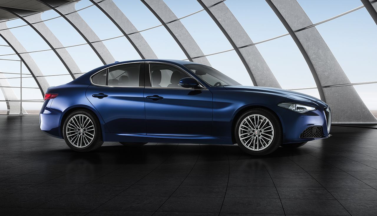 Alfa romeo giulia 2016: debutto al salone di ginevra